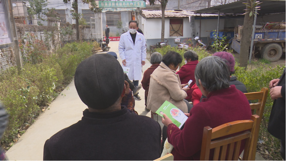 县疾控中心开展重点人群结核病防治知识宣传活动436