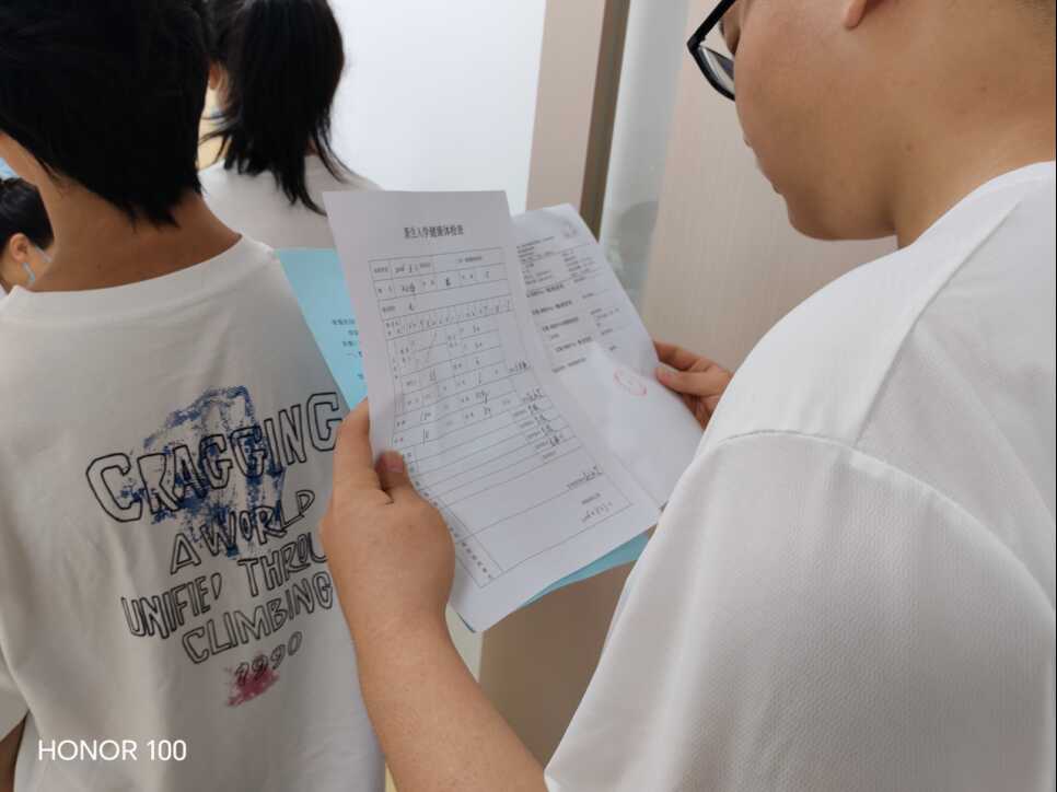筑牢校园结核防控防线任丘市疾控开展高中新生入学体检专项督导309.png