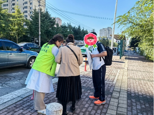 丹东市结核病防治所开展全国高血压日宣传活动273.png