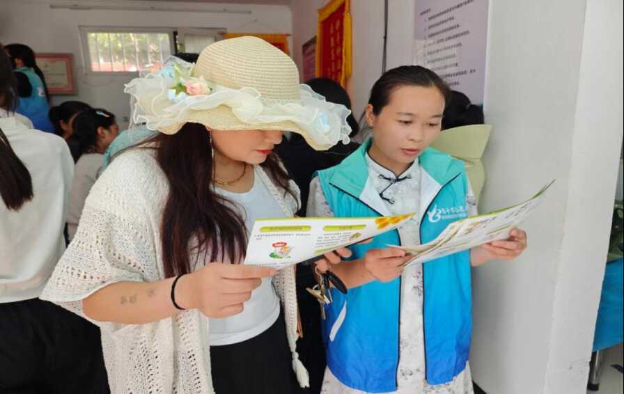 妇幼院内志愿红 结核知识暖人心---曲周县妇幼保健院科普宣传暖心开展(1)345.png