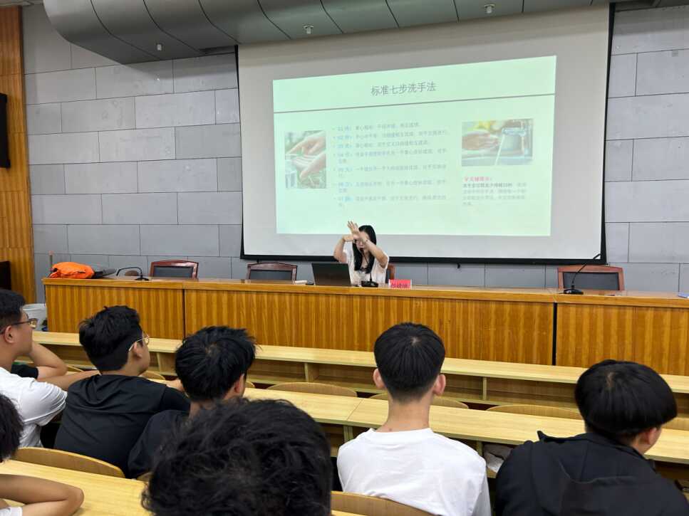 河北机车技师学院肺结核宣传活动471.png